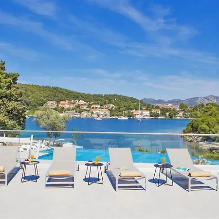 アパート Aminess Vival Port9 *