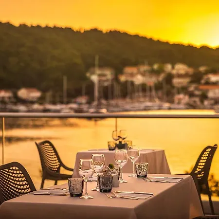 Aminess Vival Port9 * Корчула