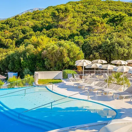 Aminess Vival Port9 Апартаменты Корчула