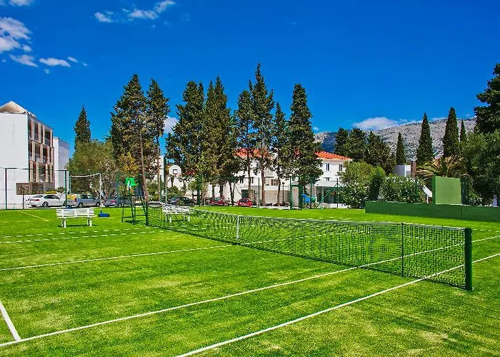 Aminess Vival Port9 아파트 코츌라