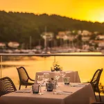 Aminess Vival Port9 * Korčula
